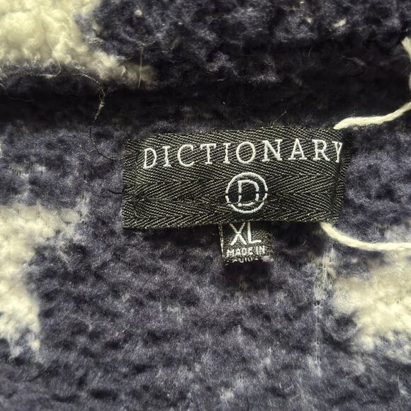 Dictionary Star Printed Sherpa Button Up Jacket - Picture 4 of 6